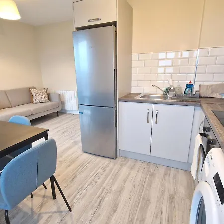 The Claddagh Ring, 2 Bed Apt, Centre *